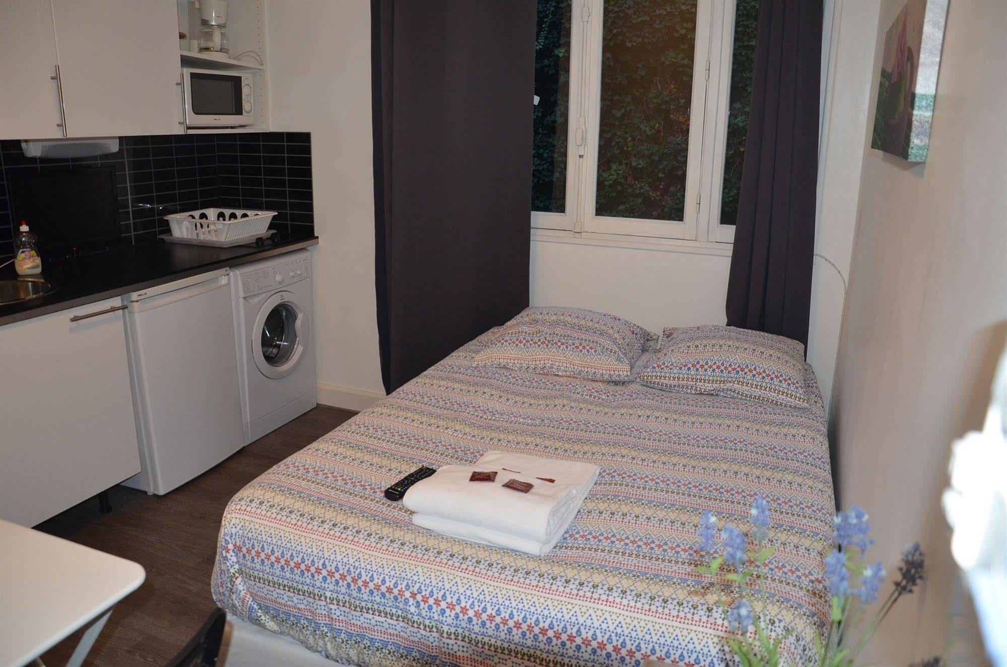 Hotel Studios Phenicio Porte De Versailles Malakoff Eksteriør bilde