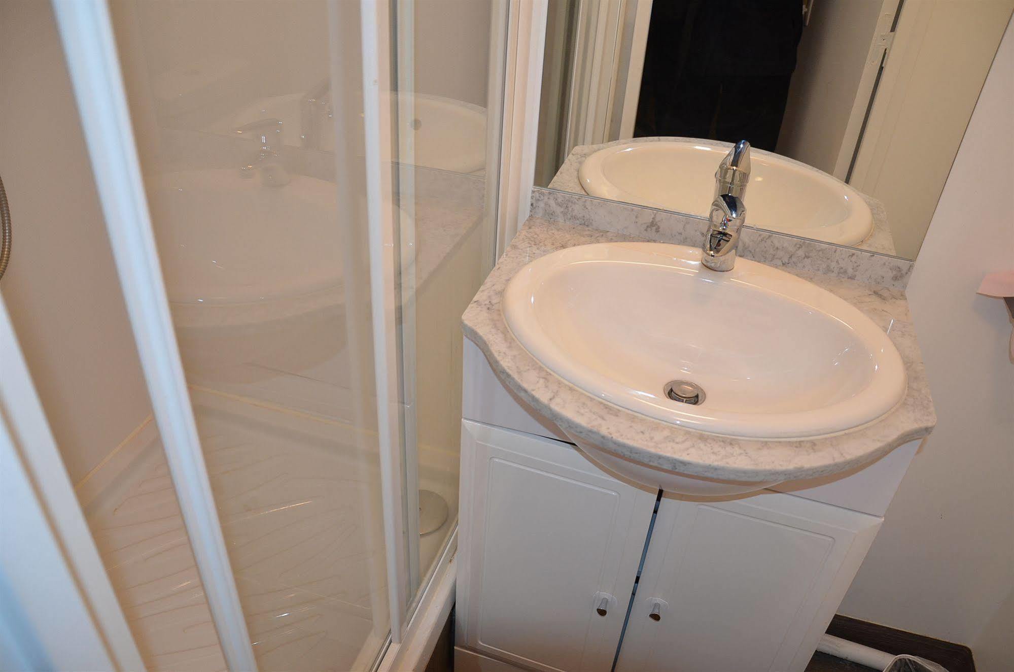 Hotel Studios Phenicio Porte De Versailles Malakoff Eksteriør bilde